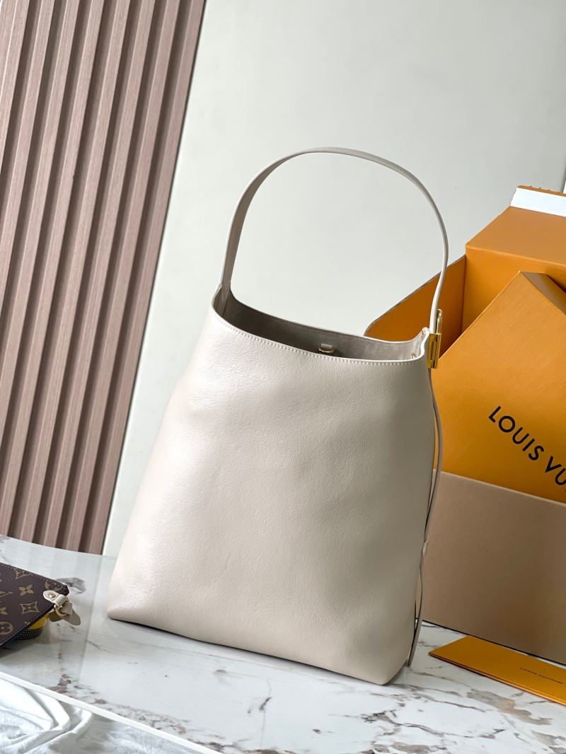 Louis Vuitton Hobo Bags